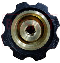 Load image into Gallery viewer, M22 x M22 Twist Coupler FNPT
